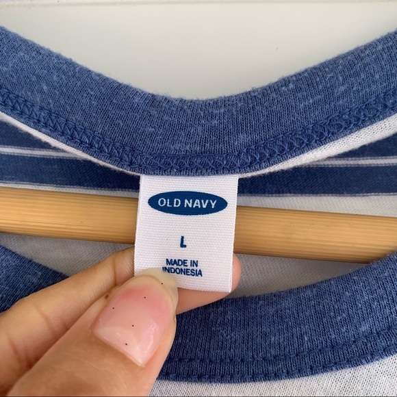 Old Navy Blue and White Striped Tee Shirt Size Large - Picture 3 of 6
